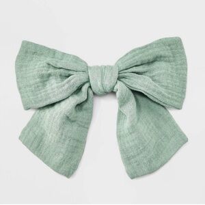 Wrinkled Linen Bow Hair Barrette -Fashionable
Solid Hair Clip for Styling